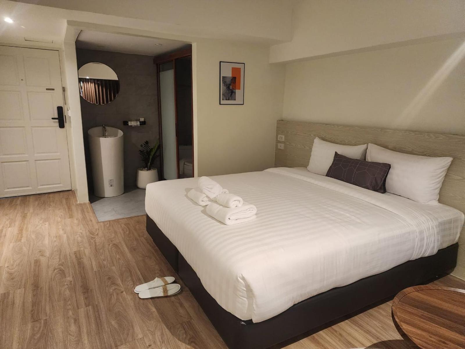 Gecko Eye Hotel กรุงเทพมหานคร ภายนอก รูปภาพ